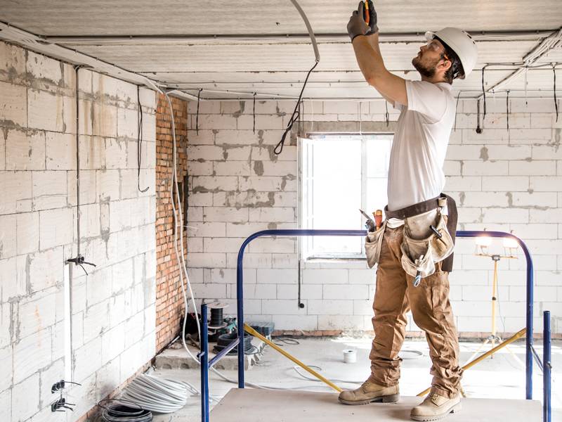 Who’s the Most Trusted General Contractor Near Me for Commercial Projects?