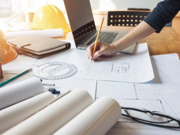 Home 13 How Can Technology Reduce Project Delays in Commercial Construction?