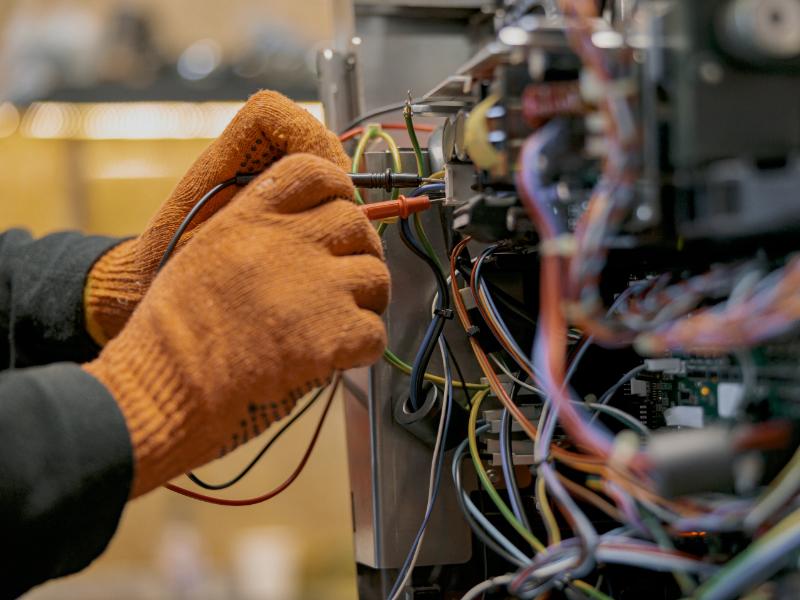 Commercial Electrician Services: Why In-House Expertise Matters