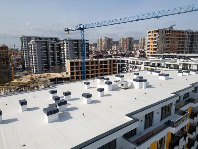 Why Your Commercial Roofing Services Require a General Contractor
