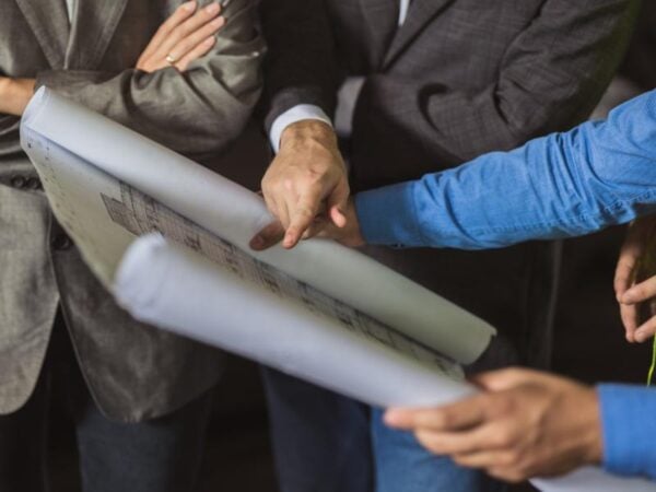 Home 12 When Should You Hire a Commercial Contractor in Farmington Hills, MI?